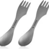 Navaris 2x Spork Titanium Campingbestek - Vork, Mes En Lepel In één - Bestek Voor Onderweg En Op Reis - Lichtgewicht - Inclusief Bewaarzakje -Buitenkampeer Winkel 1200x1114 1