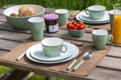 Bo-Camp Servies - Campingbord - 100% Melamine - 16-delig - Groen -Buitenkampeer Winkel 1200x799 60