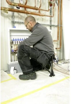 Walkstool - 3-Poots Krukje - Comfort 55 Cm - Verstelbaar - Zwart -Buitenkampeer Winkel 824x1200